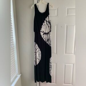 Dress!!  INC International Concepts Black and White  Cruise Vacation Maxi Dress!